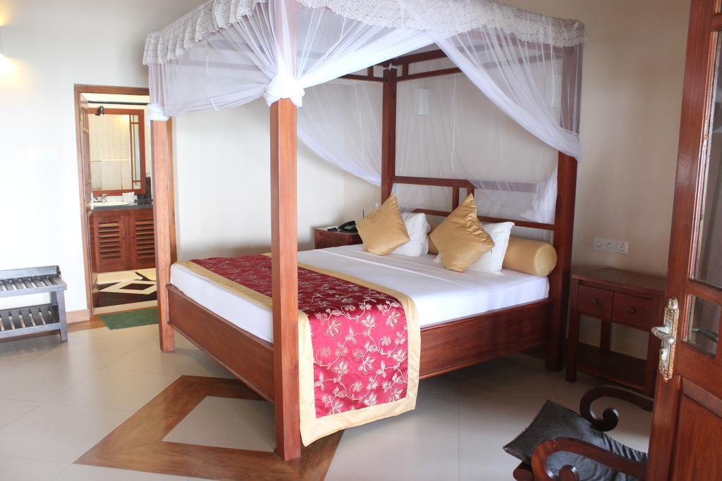 Warahena Beach Hotel Bentota Exteriér fotografie